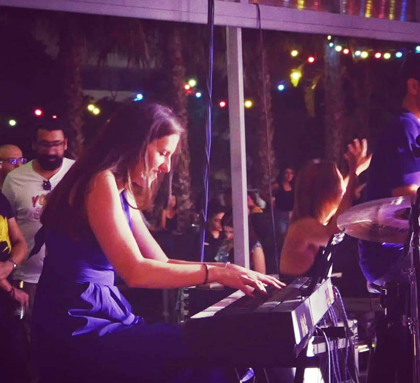 Passionnée de musique et de piano