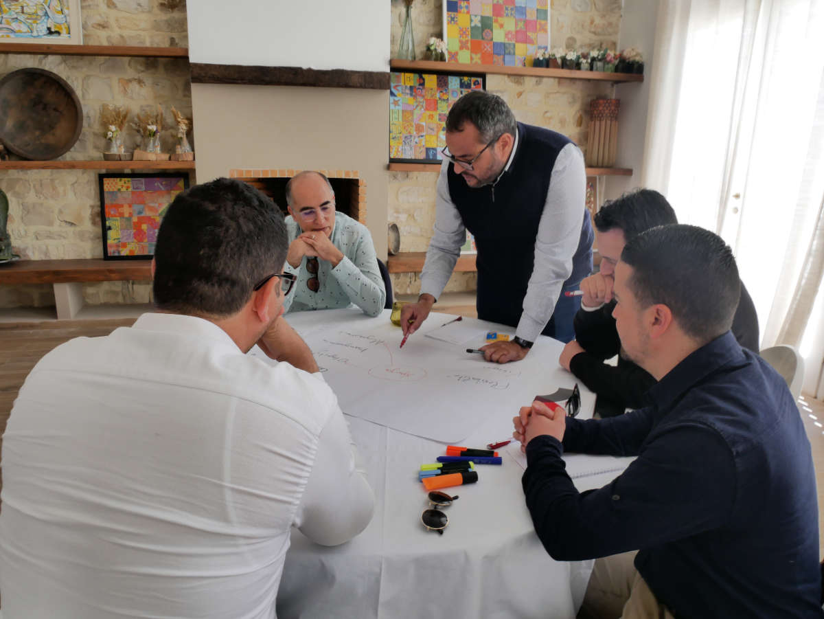 coach-sawsen-laouiti-programme-accompagnement-managerial-mobelite-groupaxion-1